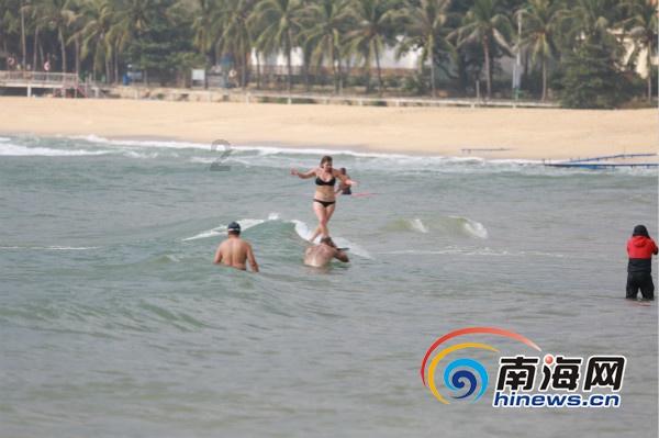 美丽皇后逃脱