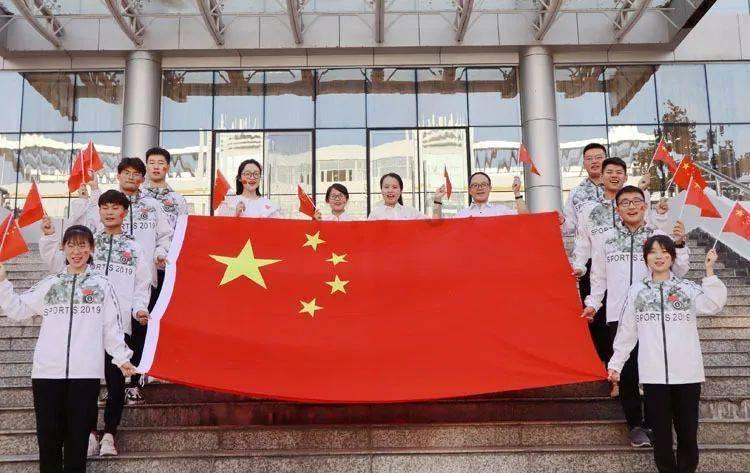 属龙属虎的门囗可不可放石狮？